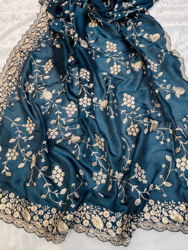 Buy Latest New Zari-Pita Work Saree With Designer Cut Work Border - Image 6